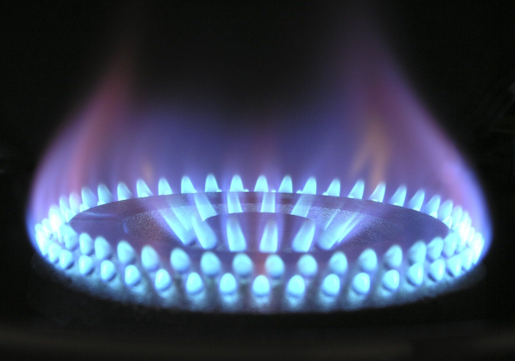 Photo by Pixabay on <a href="https://www.pexels.com/photo/burning-stove-266896/" rel="nofollow">Pexels.com</a>